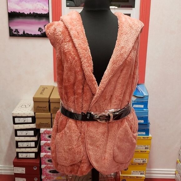 Plus sz 14 16 18 20 Coral plush teddy Vest super soft - Picture 1 of 16